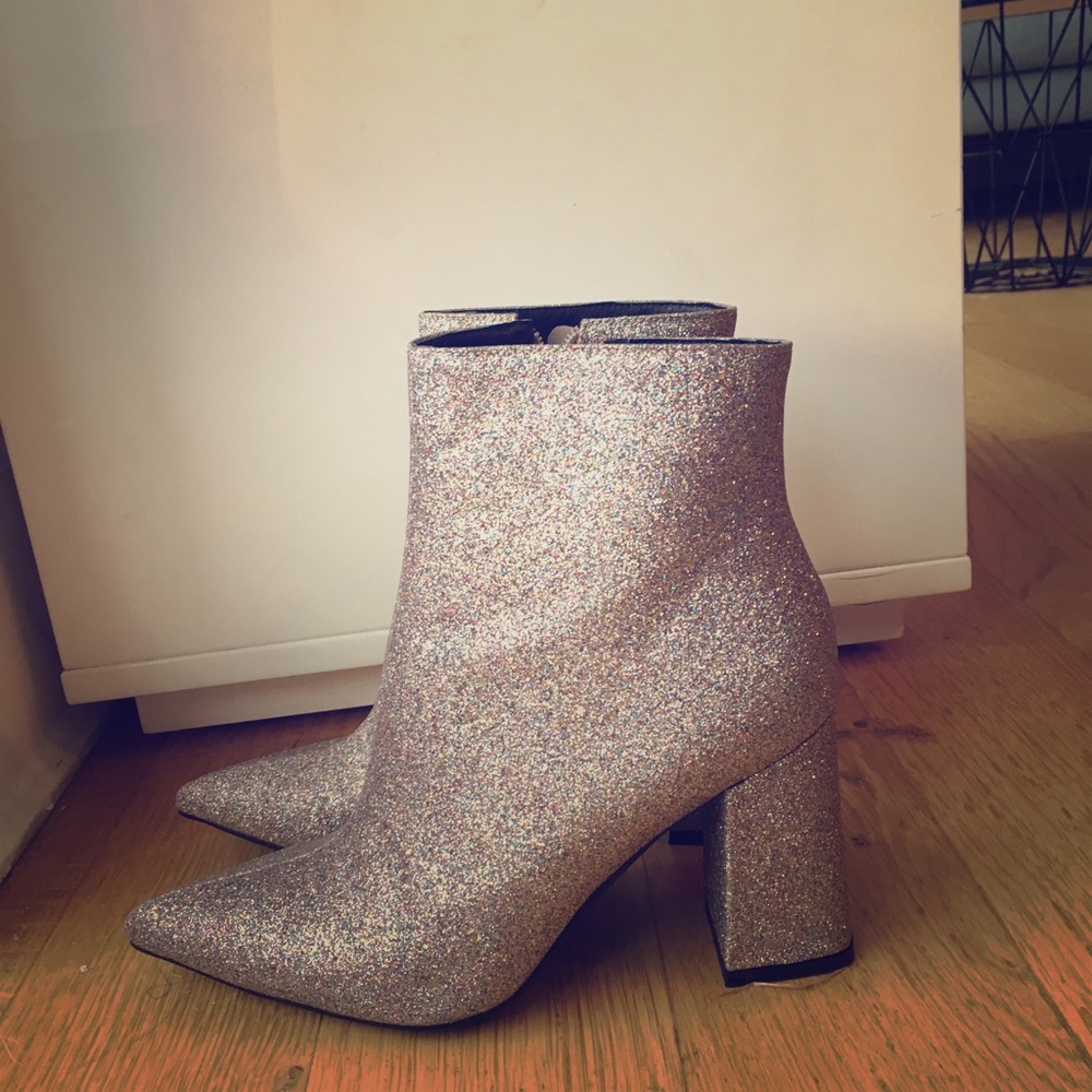 Sparkle Booties 💞